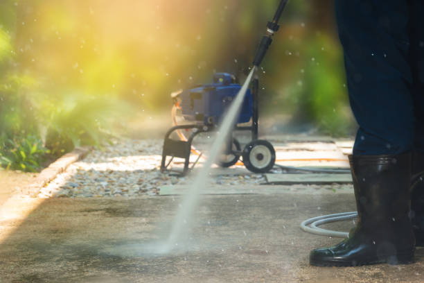 Best Solar Panel Cleaning  in Niagara Falls, NY